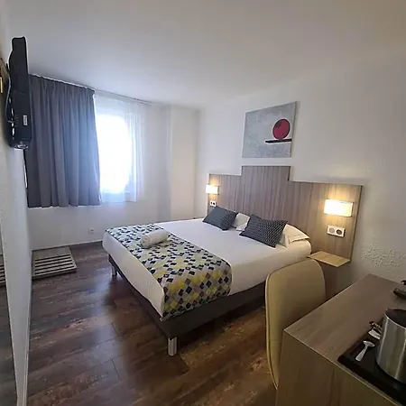 Western Austria Hotel 3*