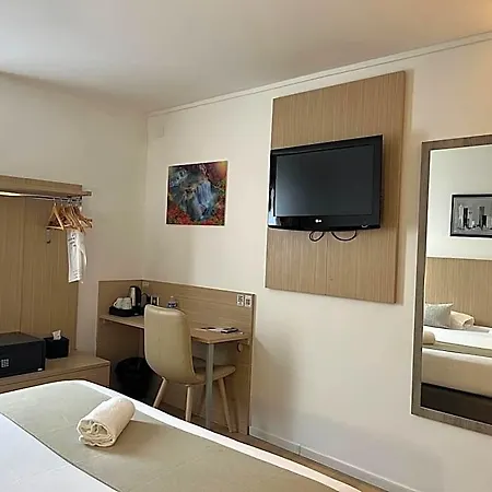 Western Austria Hotel Saint-Priest-en-Jarez